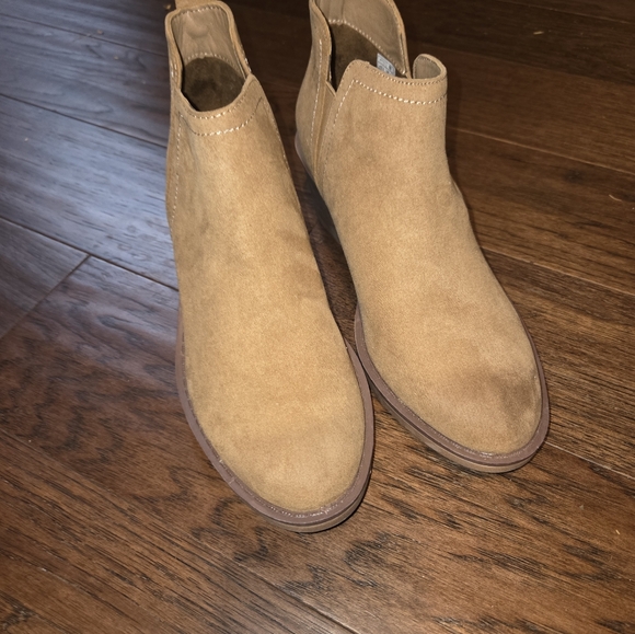 Rocket Dog Tan Suede Ankle Boots Womens Size 8.5 - Picture 4 of 7